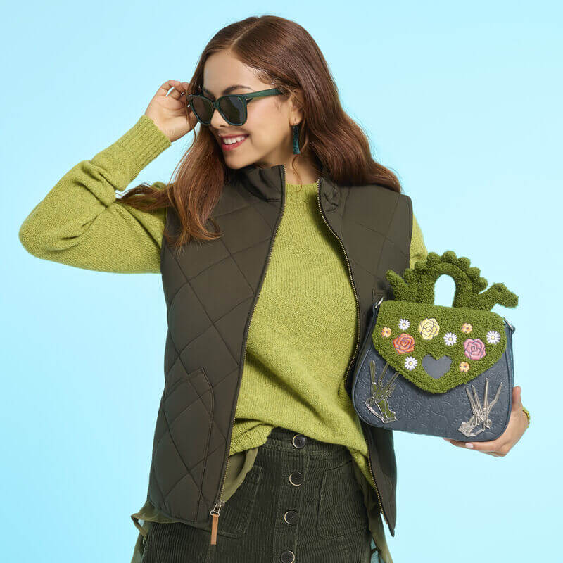 Loungefly Edward Scissorhands Sherpa Crossbody Bag - Image 6