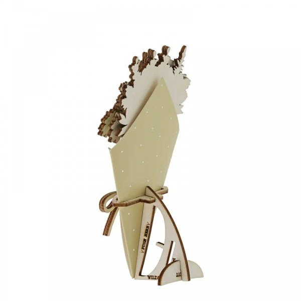 Just Married 3D Flower Figurine Card - Image 4
