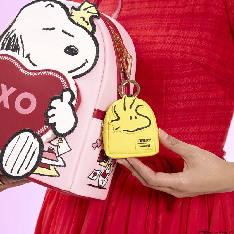 Loungefly Peanuts Gang Mystery Mini Backpack Bag Charm - Image 9